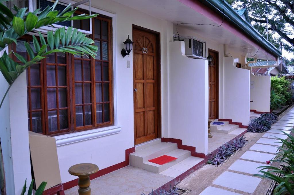 Tiniguiban D'Lucky Garden Inn & Suites المظهر الخارجي الصورة