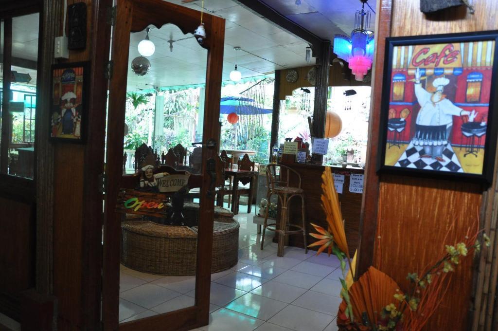 Tiniguiban D'Lucky Garden Inn & Suites المظهر الخارجي الصورة